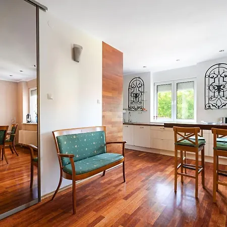 فيلة & Grill Family - No Parties Allowed