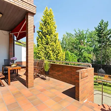 & Grill Family - No Parties Allowed