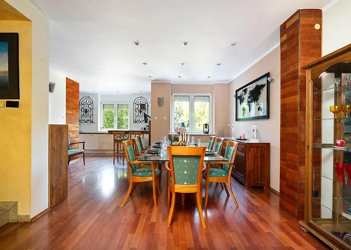 & Grill Family - No Parties Allowed *